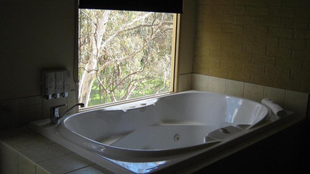 Madison - Adults Only 4* Moama