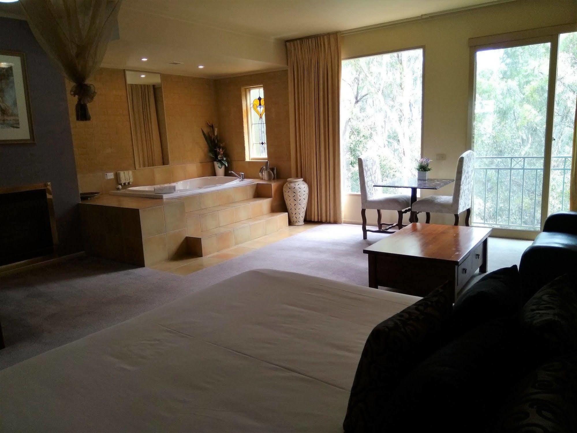 Madison - Adults Only 4* Moama
